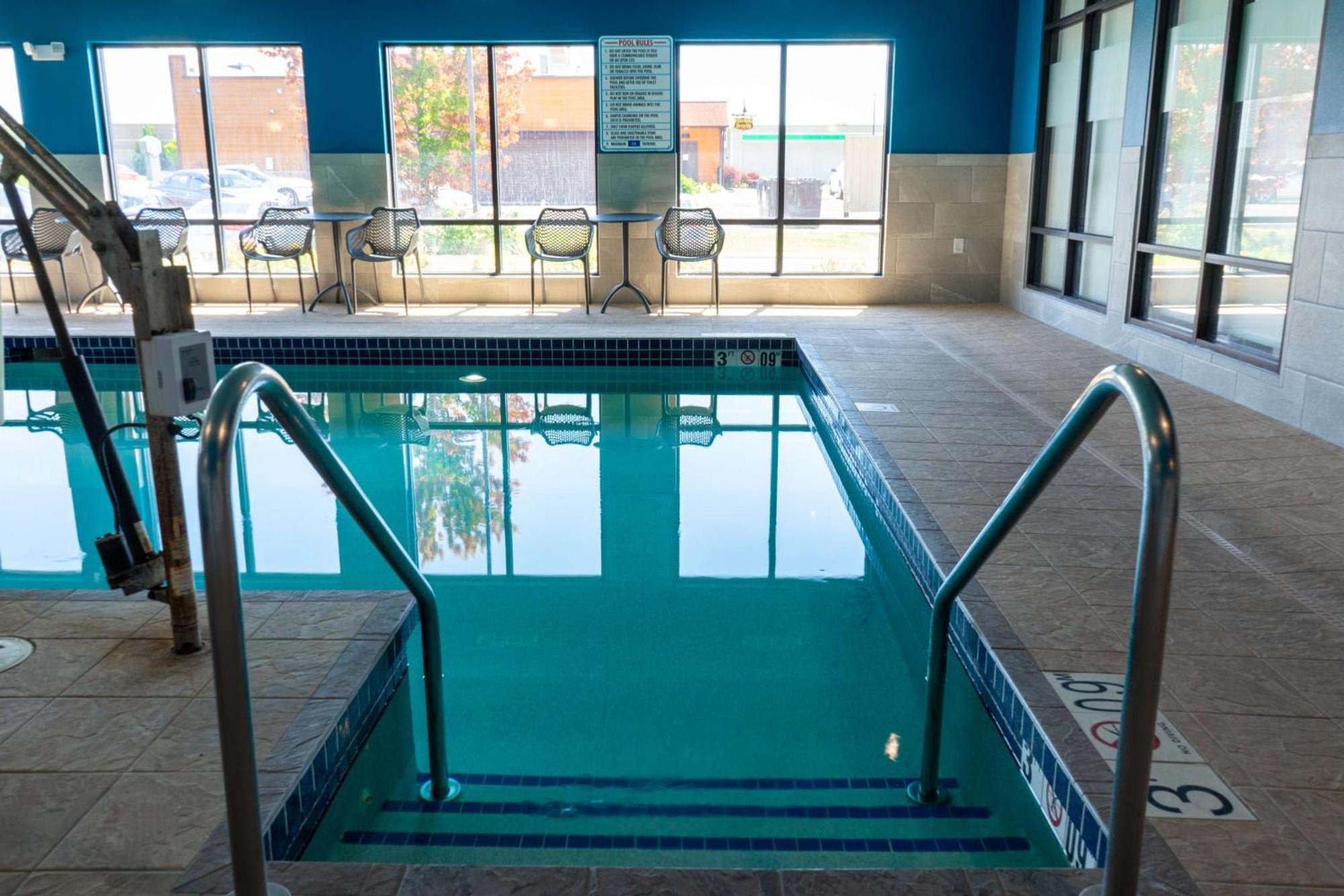 Hampton Inn Elkhorn Lake Geneva Area Dış mekan fotoğraf